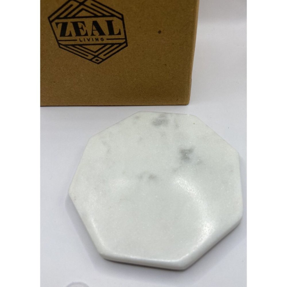 New In Box  4 Artisan Heavy White Real Marble Coasters Zeal Living Satin Home